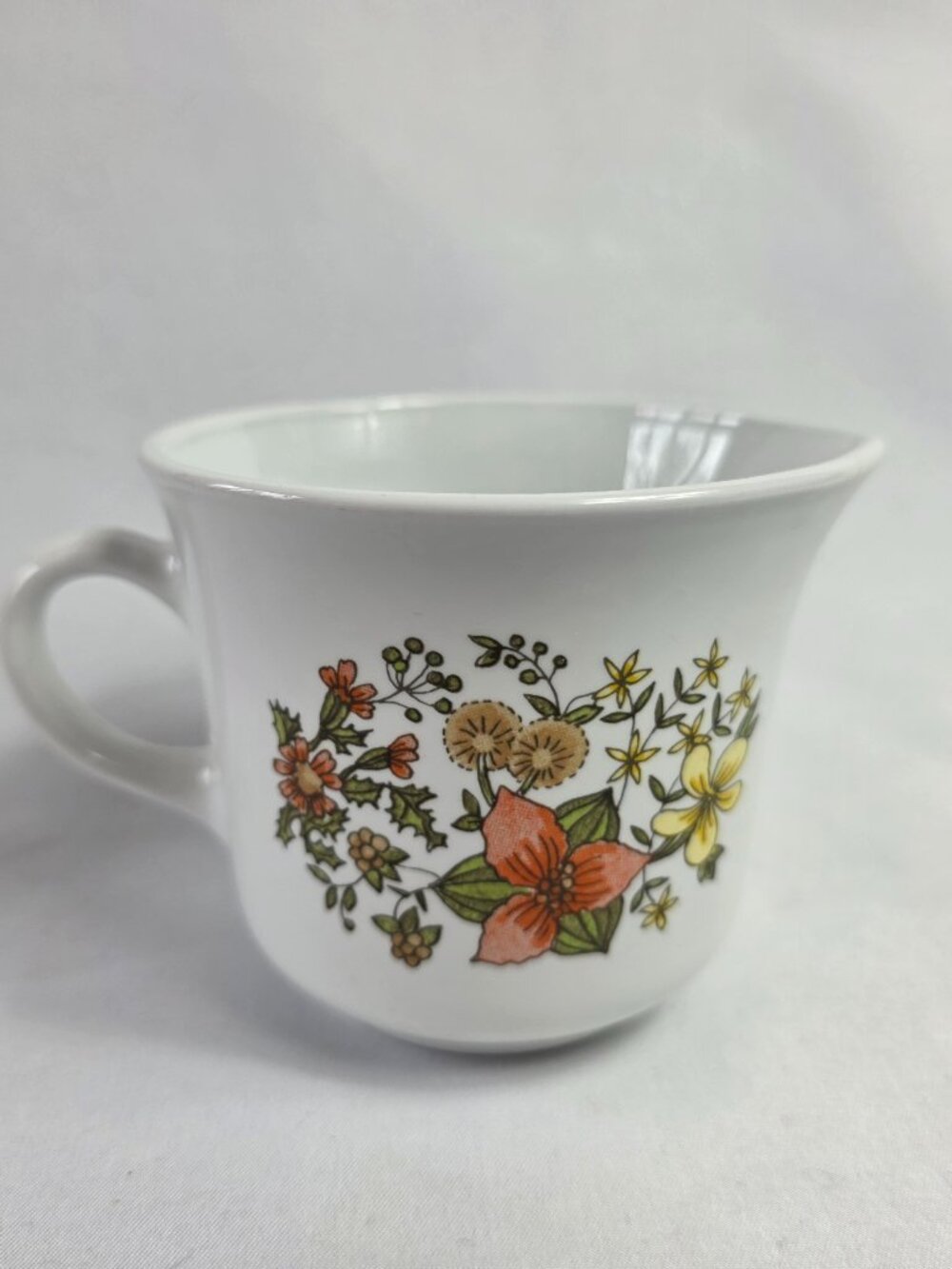 Corning Corelle Indian Summer Cremer White with Yellow & Orange Floral Design